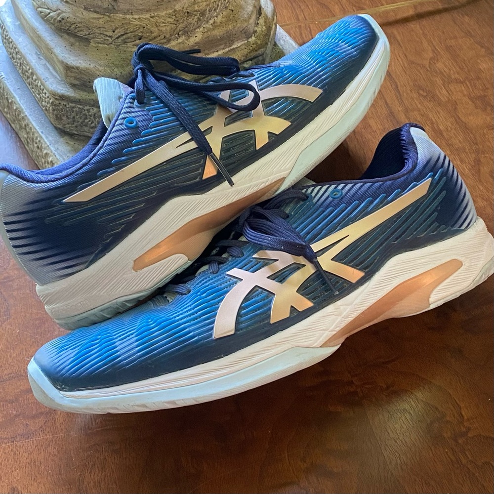 ASICS Solution Speed FF Women’s tennis court shoe size 8.5